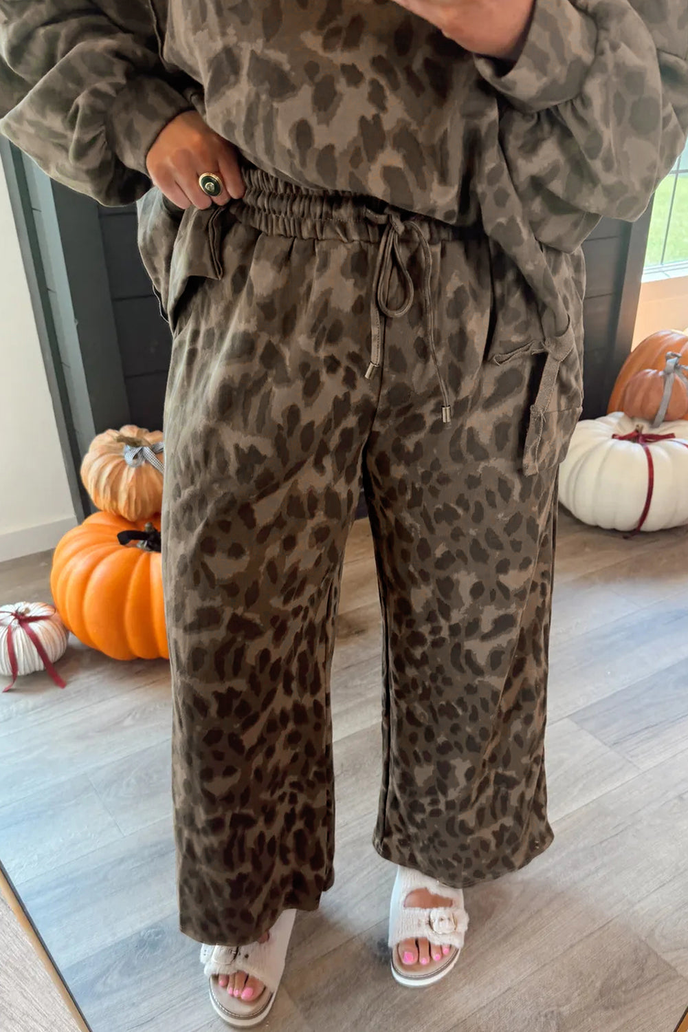 Brown Allover Leopard Print Pullover Drawstring Loose Pants Set