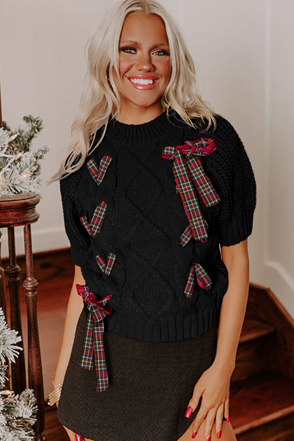 Black Plaid Lace-up Detail Christmas Holiday Puff Short Sleeve Sweater
