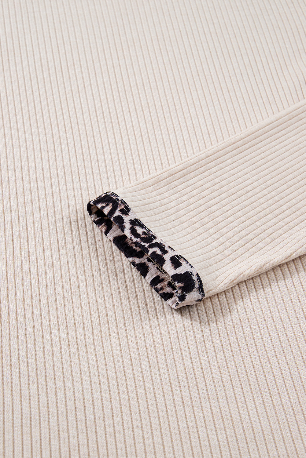 Parchment Ribbed Contrast Leopard Edge Round Neck Plus Size Top
