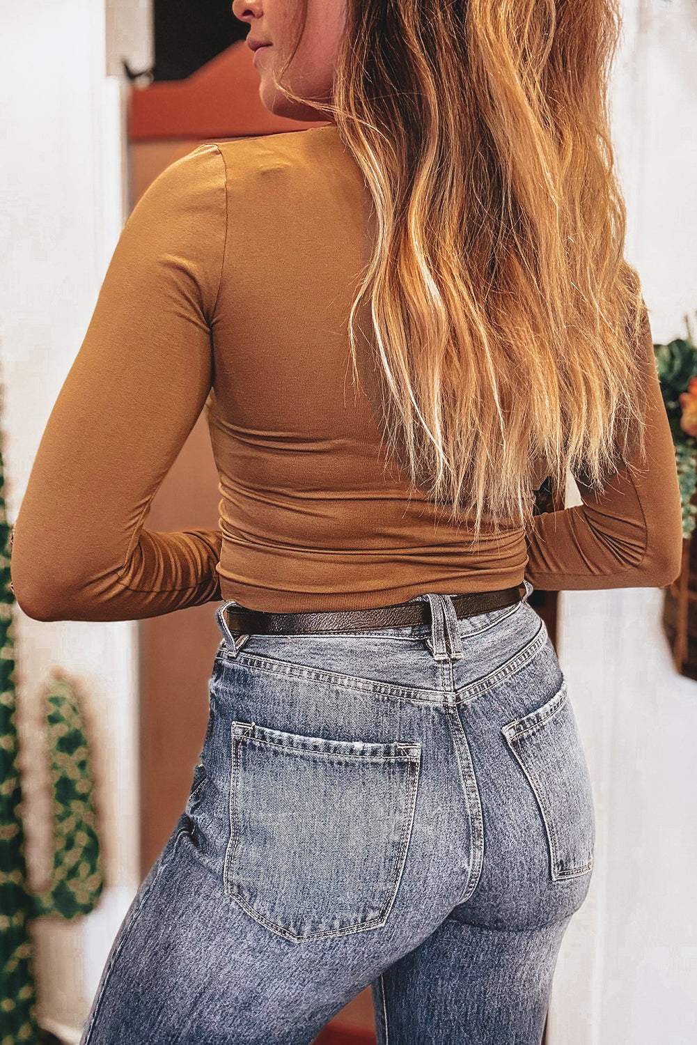 Laurel Green Solid Color Long Sleeve Slim Fit Top